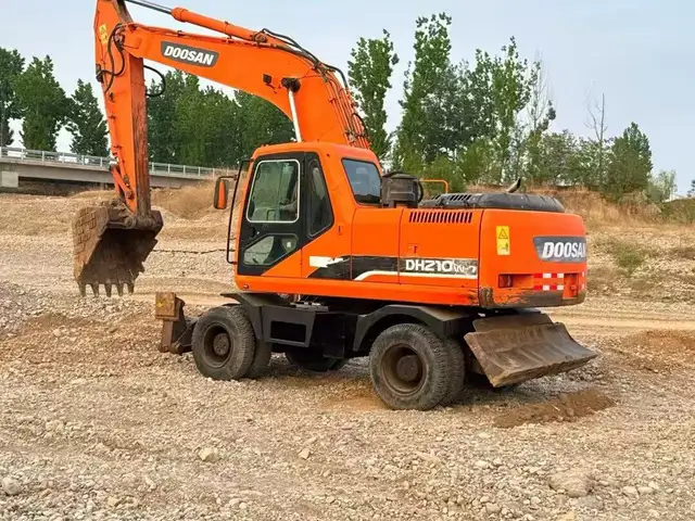 Экскаватор Dooosan DH 210 W7, Душанбе