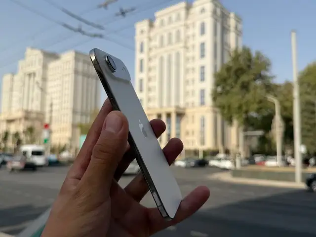 Apple iPhone Air, 256 gb, Light Gold, Душанбе