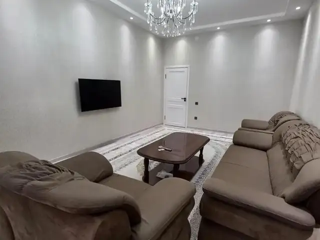 2-комн. квартира, 3 этаж, 82м², Белый городок, Душанбе