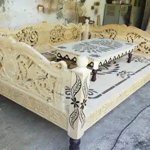 Тапчан, Душанбе
