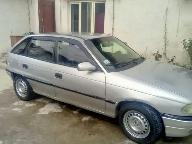 Opel Astra F