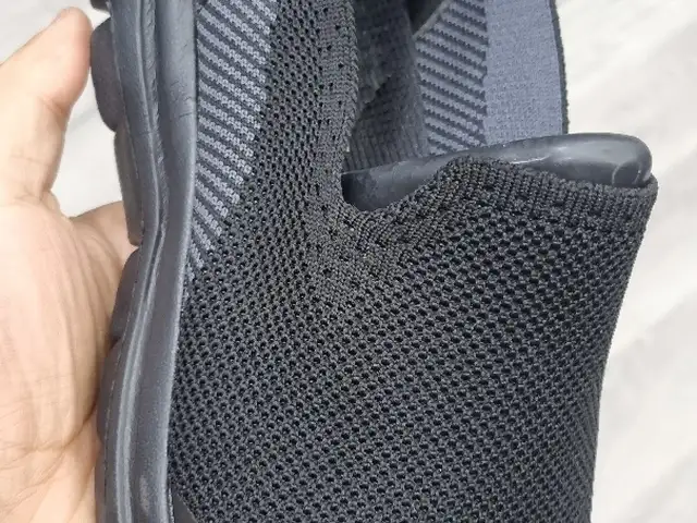 Кроссовки Skechers, Худжанд