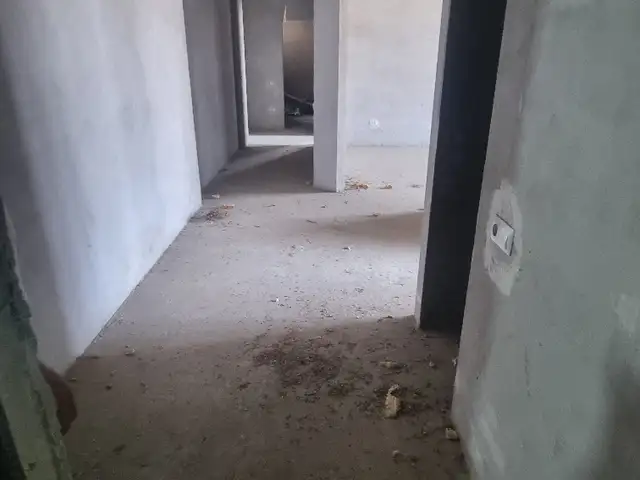 3-комн. квартира, 8 этаж, 107 м², Шелкомбинат, Хуҷанд