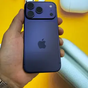 Apple iPhone 17 Pro, 512 gb, Deep Blue, Душанбе