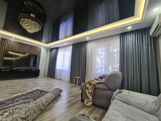 5-комн. квартира, 3 этаж, 118 м², 4мкр, 6 дом, Турсунзода - 9