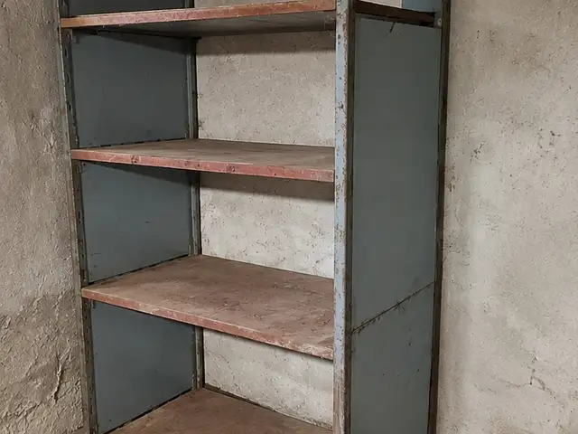 Металлический стеллаж, Хуҷанд