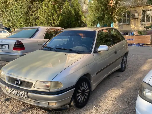 Opel Astra F