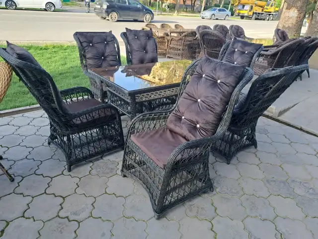 Стол стул, Душанбе