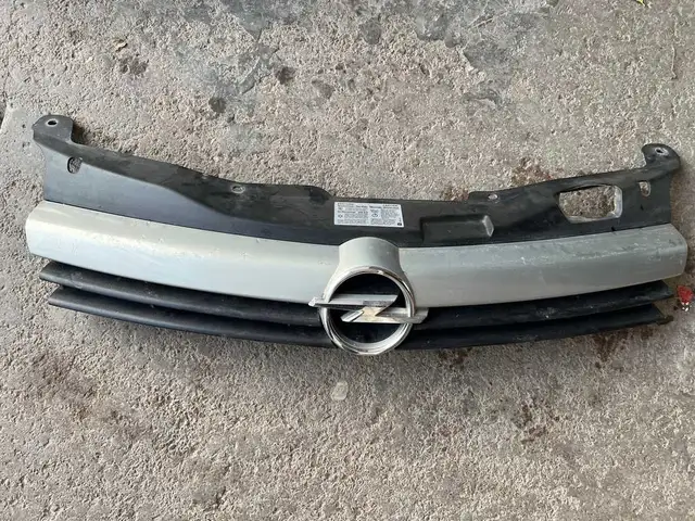 Решетка радиатора для автомобиля Opel Astra, Хуҷанд