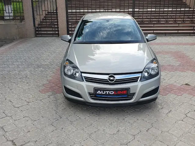 Opel Astra H
