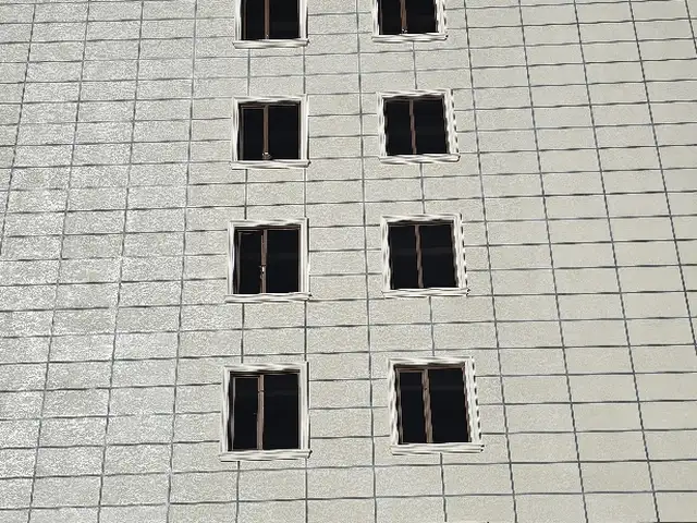 1-комн. квартира, 9 этаж, 52 м², 13 мкр, Худжанд