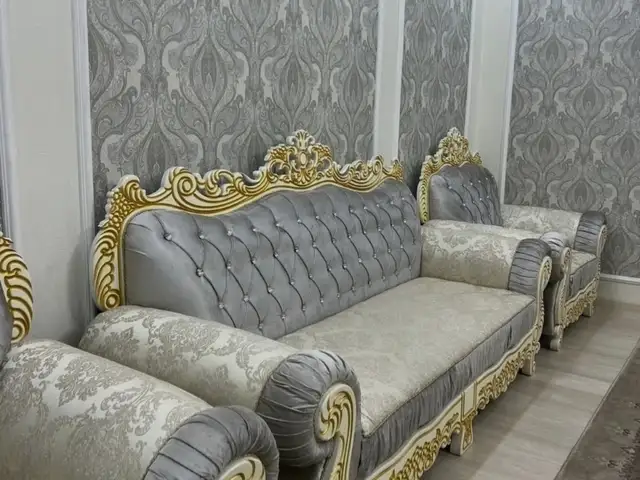 Диван с креслами, Душанбе