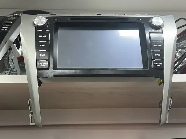 Автомагнитола на Toyota, Душанбе