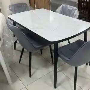 Стол и стулья, Душанбе