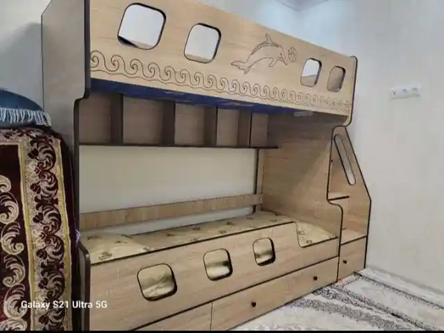 Двухъярусная кровать, Душанбе
