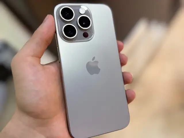 Apple iPhone 15 Pro, 256 gb, Natural Titanium, Душанбе