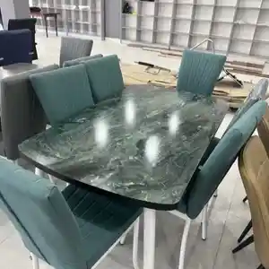 Стол и стулья, Душанбе