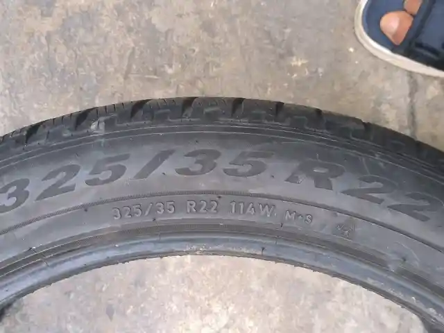 Шины 325/35/R22, Душанбе