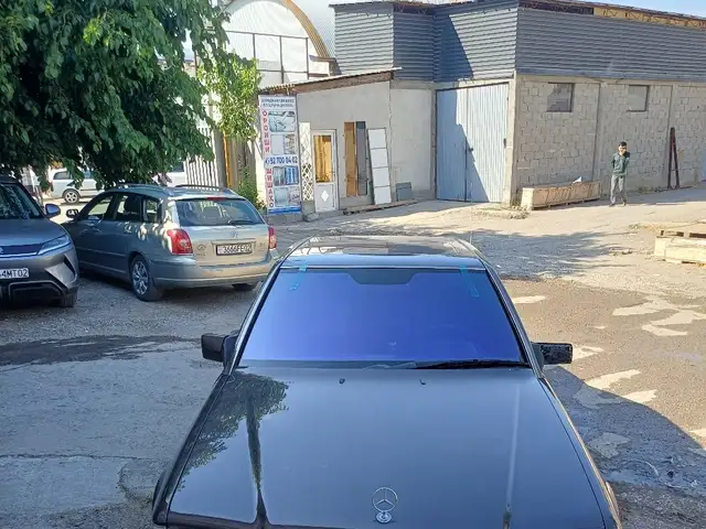 Лобовое стекло анти блик от Mercedes-Benz W124, Худжанд