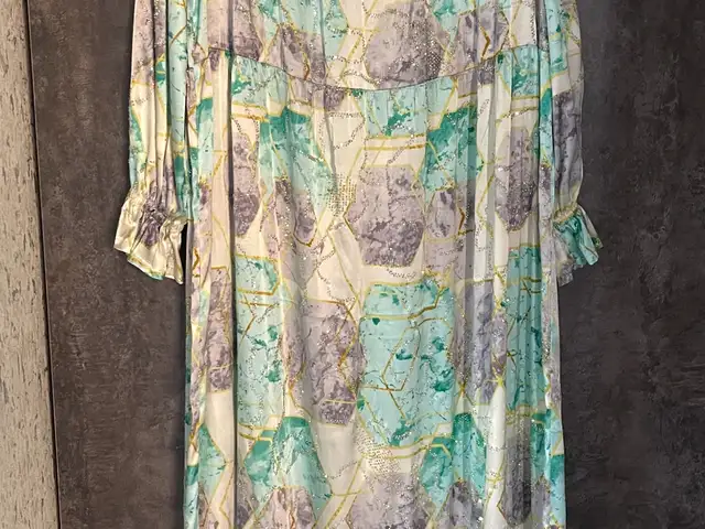 Платья лас, Душанбе