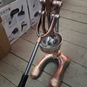 Анорчафак, Душанбе