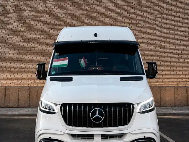 Микроавтобус Mercedes-Benz Sprinter, 2017, Худжанд