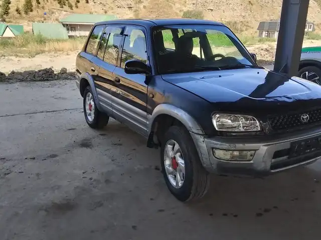 Toyota RAV 4