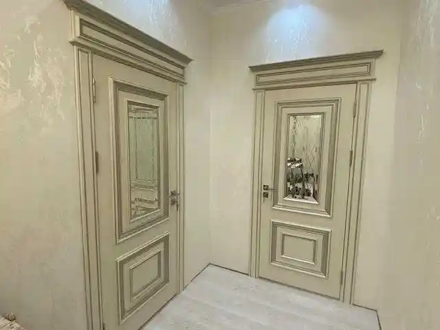 Дверь, Душанбе