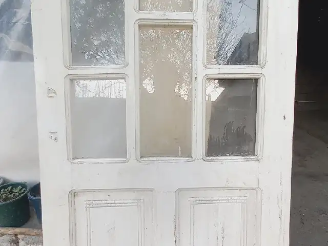 Дверь, Спитамен