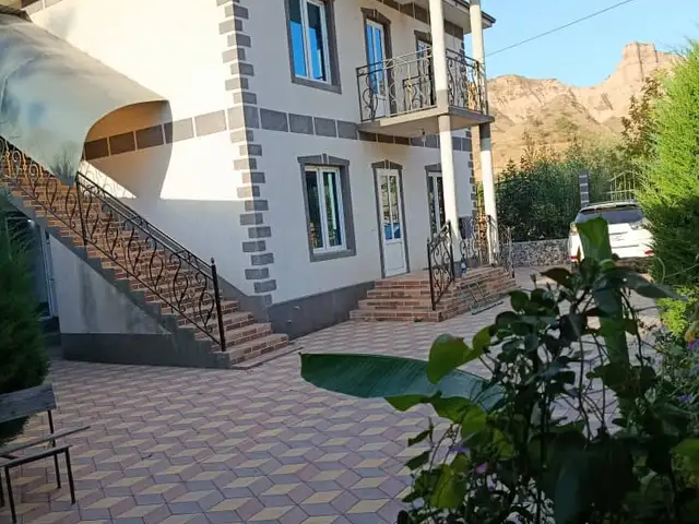 2 этажн. 6-комн. дом, 4 соток, Варзоб, Лучоби Боло, Варзоб