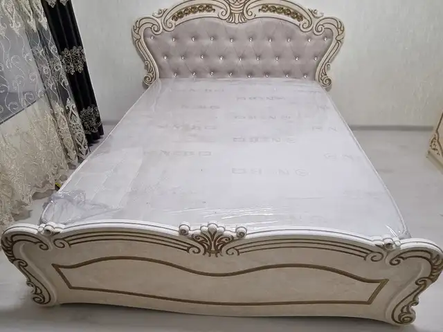 Двуспальная кровать, Хуҷанд