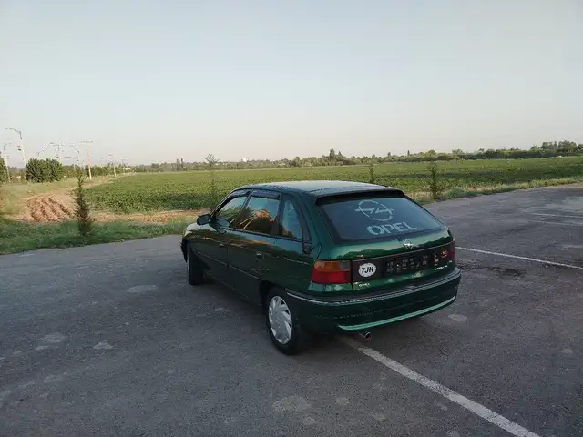 Opel Astra F