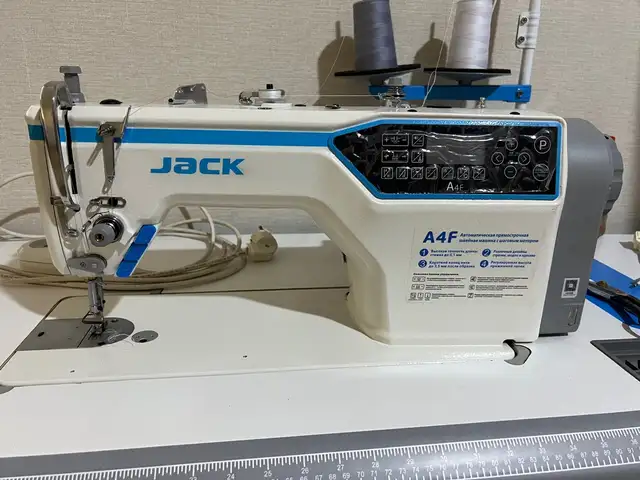 Швейная машина JACK А4F профессиональная, Хуҷанд
