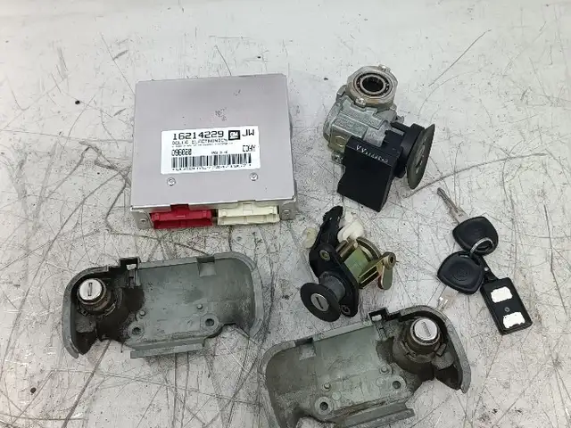 Замок зажигание от opel astra f, Худжанд
