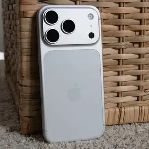 Apple iPhone 17 Pro Max, Хуҷанд
