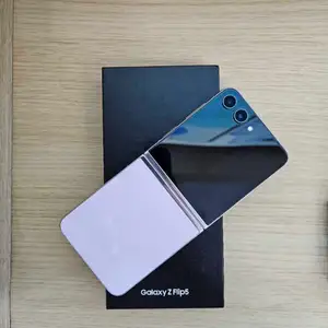 Samsung Galaxy Z Flip 5 на запчасти, Душанбе