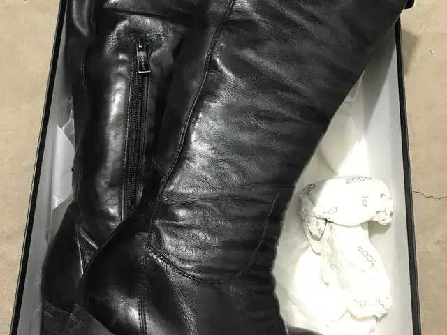 Сапоги, Душанбе