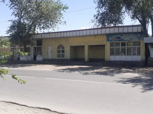 Помещение под магазин / салон, 157м², Сумчак, Хуҷанд