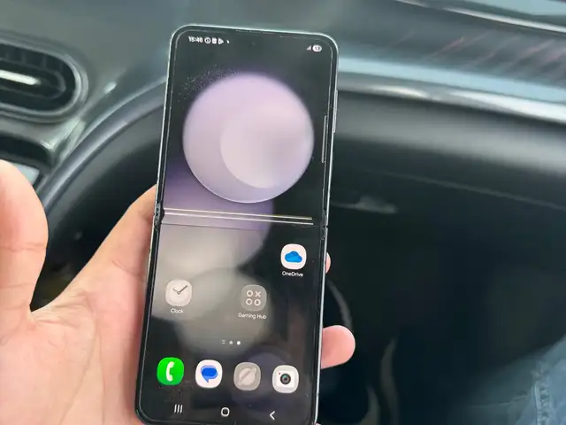 Samsung Z Flip 5 256G, Душанбе