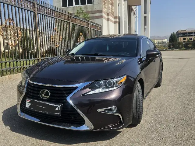 Lexus ES series