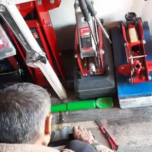 Домкрат, Душанбе