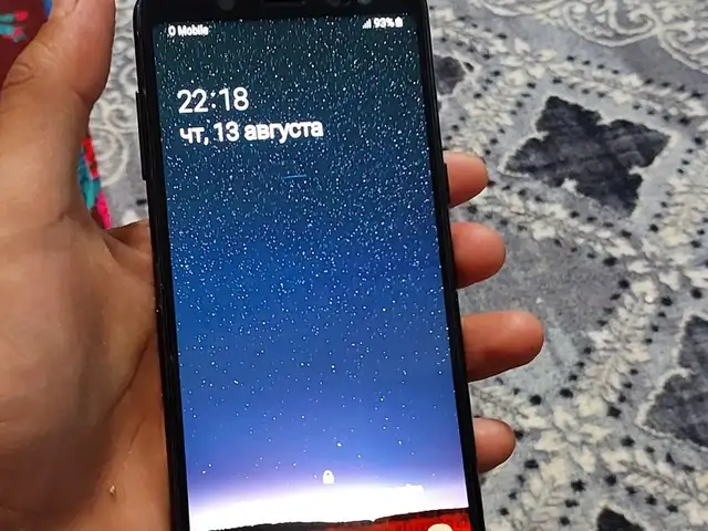 Samsung Galaxy A8, Исфара