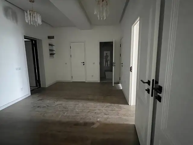 2-комн. квартира, 10 этаж, 102 м², Исмоили Сомони, Душанбе