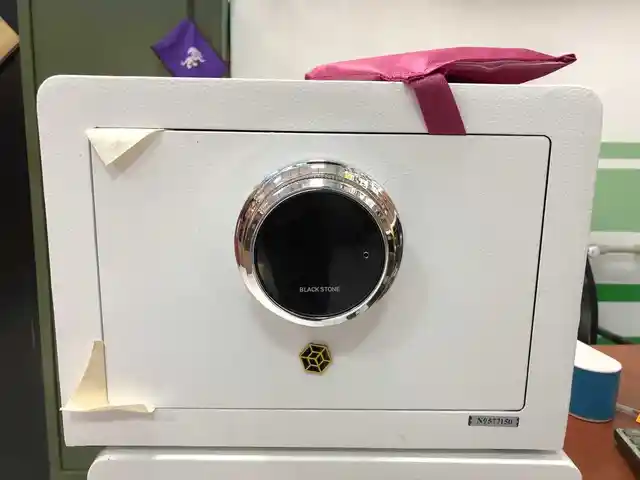Сейф 25эк, Душанбе