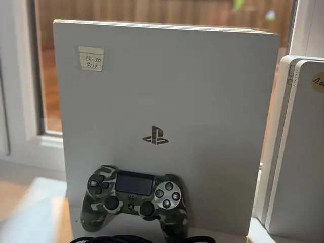 Игровая приставка Sony playstation 4 pro 1TB 13.10, Душанбе