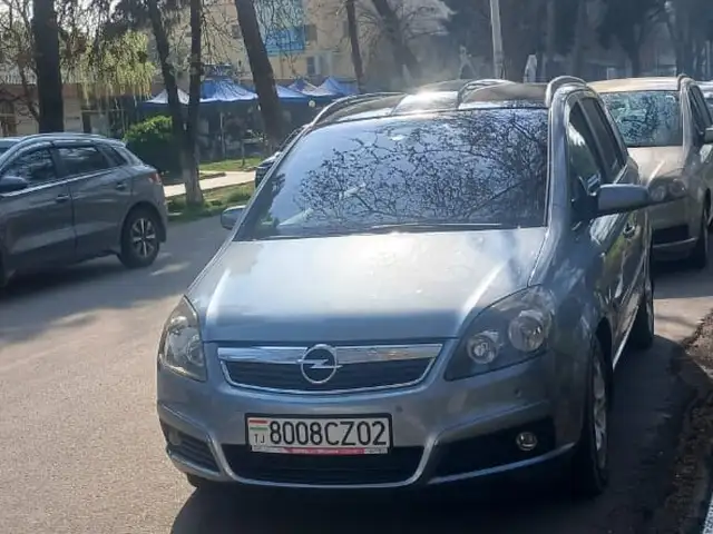 Opel Zafira