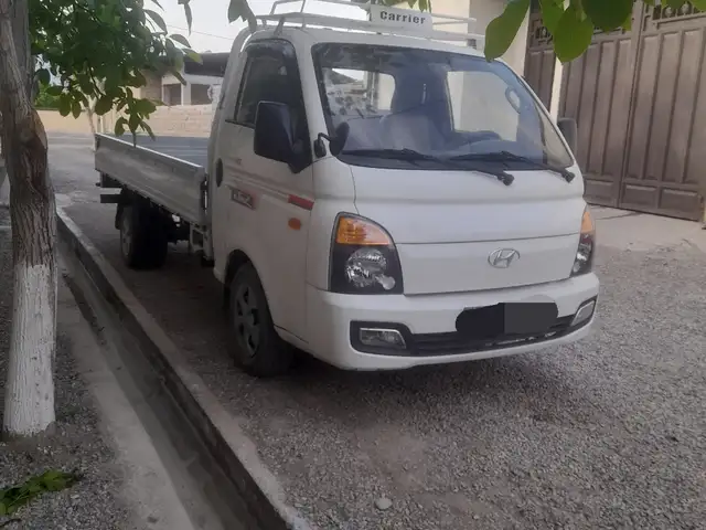Бортовой автомобиль Hyundai Porter, 2018, Худжанд