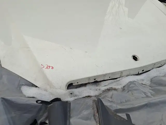 Капот на Mersedes-Benz w221, Душанбе