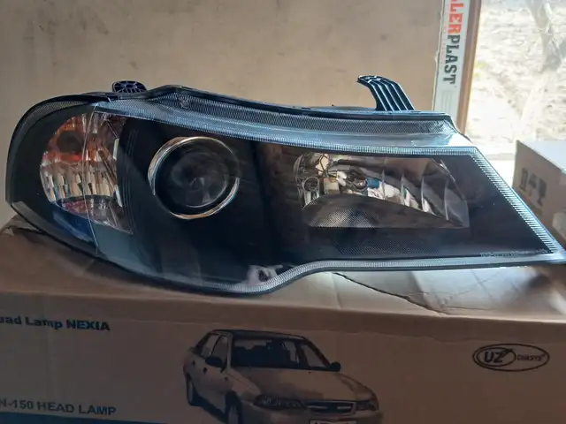 Передняя фара на Daewoo Nexia 2, Худжанд