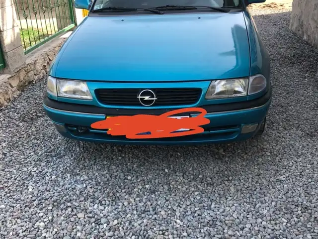 Opel Astra F